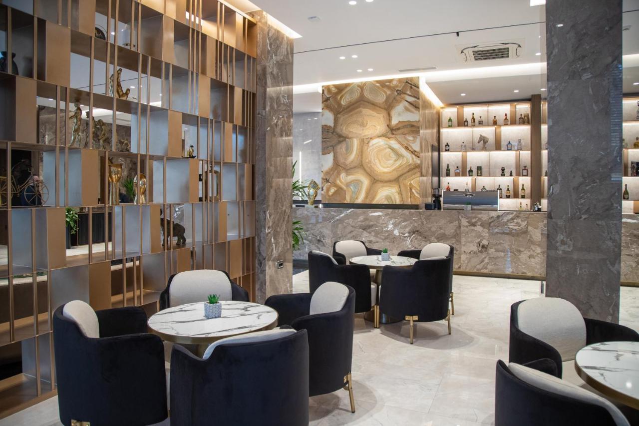 Hotel Elisa Tirana, Affiliated By Melia Extérieur photo